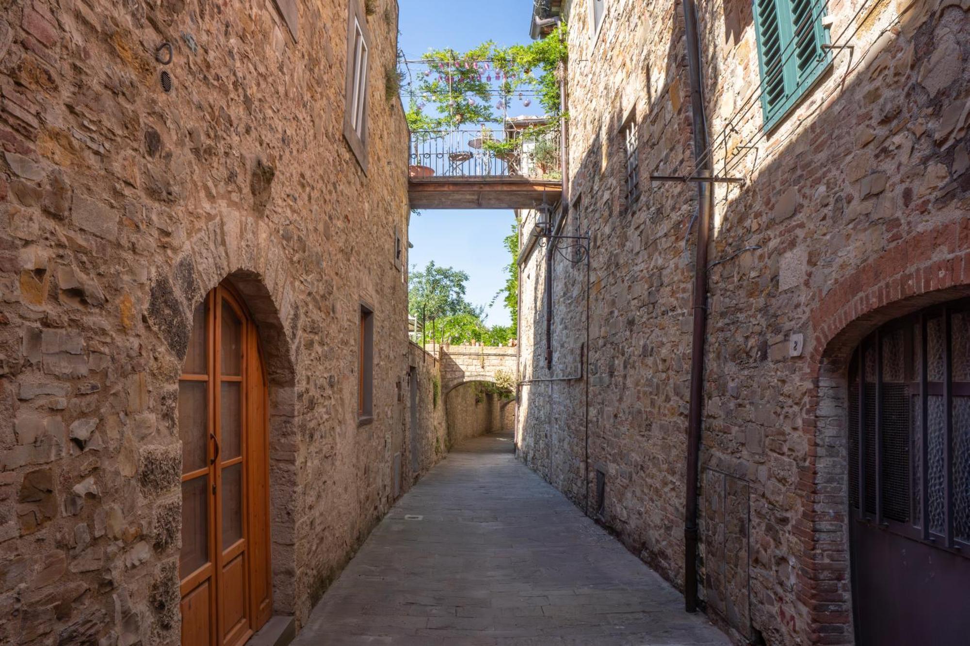 Le Terrazze Del Chianti B&B Residenza D'Epoca E Di Charme San Donato in Poggio ภายนอก รูปภาพ